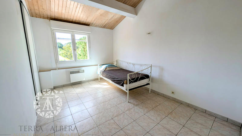 Maison de village - 90 m² - 6 pièces