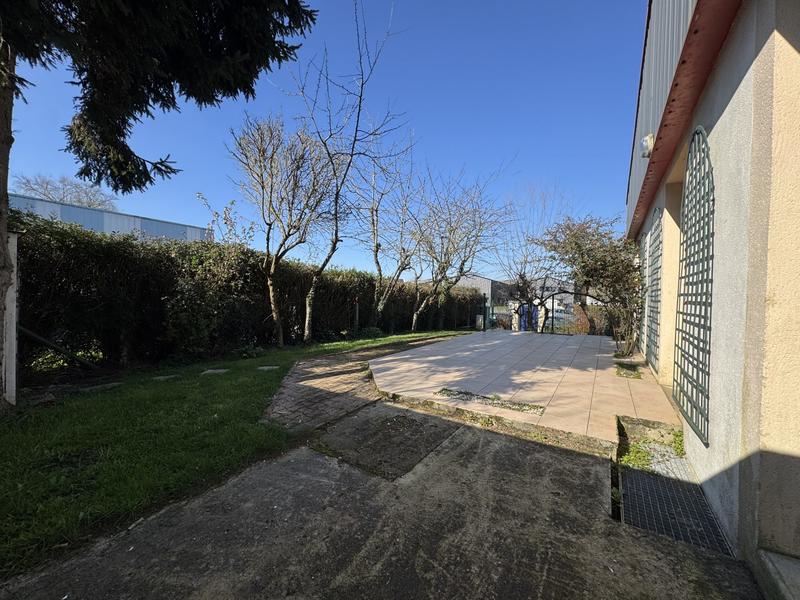 Maison - 105 m² - 4 pièces