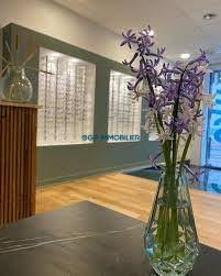 Local commercial - 130 m² - 4 pièces