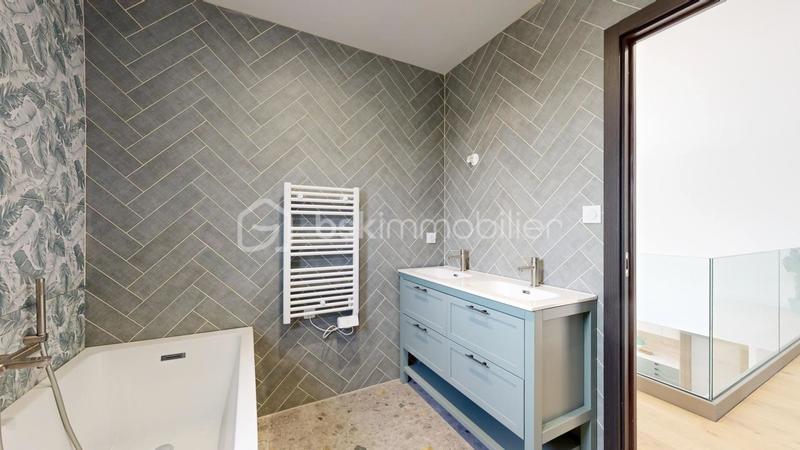 Maison - 150 m² - 5 pièces