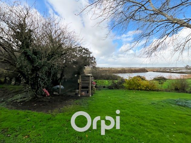 Terrain constructible - 1 170 m²