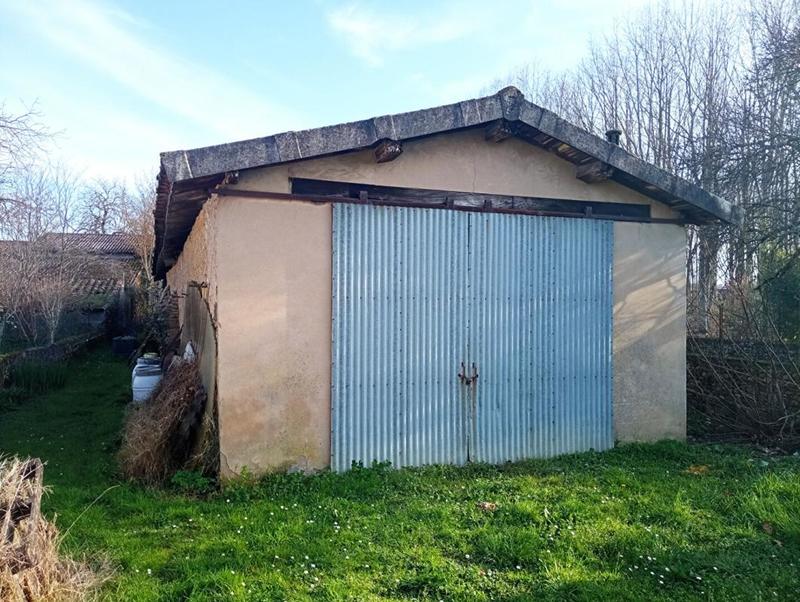 Parking / Garage - 145 m²