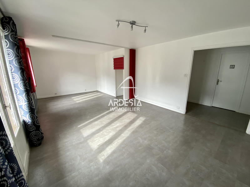 Appartement - 76 m² - 3 pièces