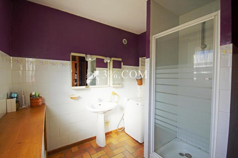 Pavillon - 138 m² - 7 pièces