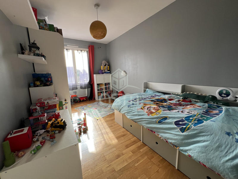 Maison - 81 m² - 5 pièces