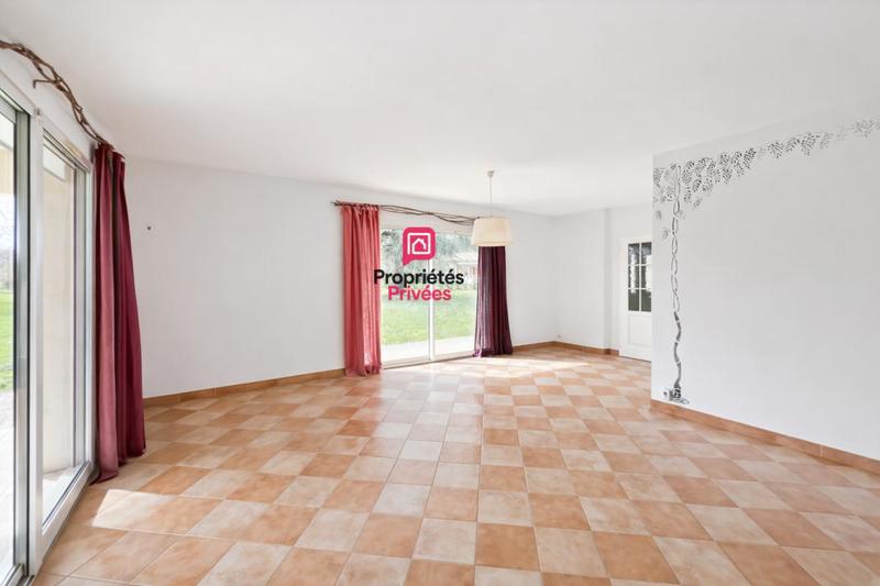 Maison - 221 m² - 8 pièces