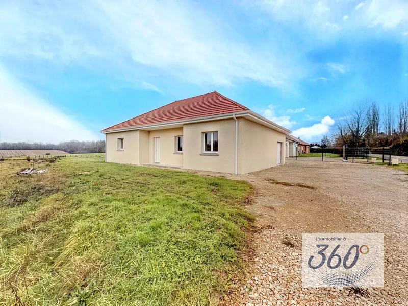 Maison - 101 m² - 5 pièces