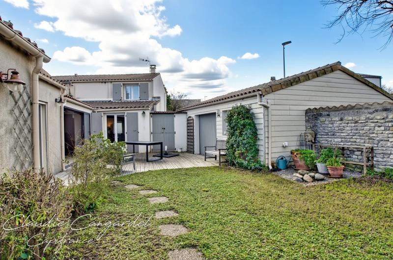 Maison - 182 m² - 6 pièces