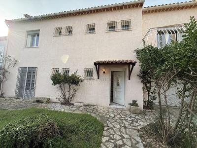 Maison - 146 m² - 5 pièces