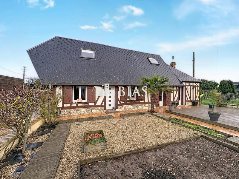 Maison - 80 m² - 4 pièces