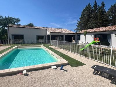 Maison - 159 m² - 7 pièces