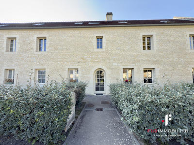 Appartement - 99 m² - 5 pièces