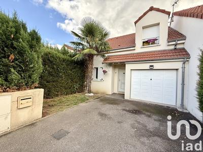 Maison - 83 m² - 4 pièces