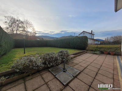 Maison - 95 m² - 5 pièces