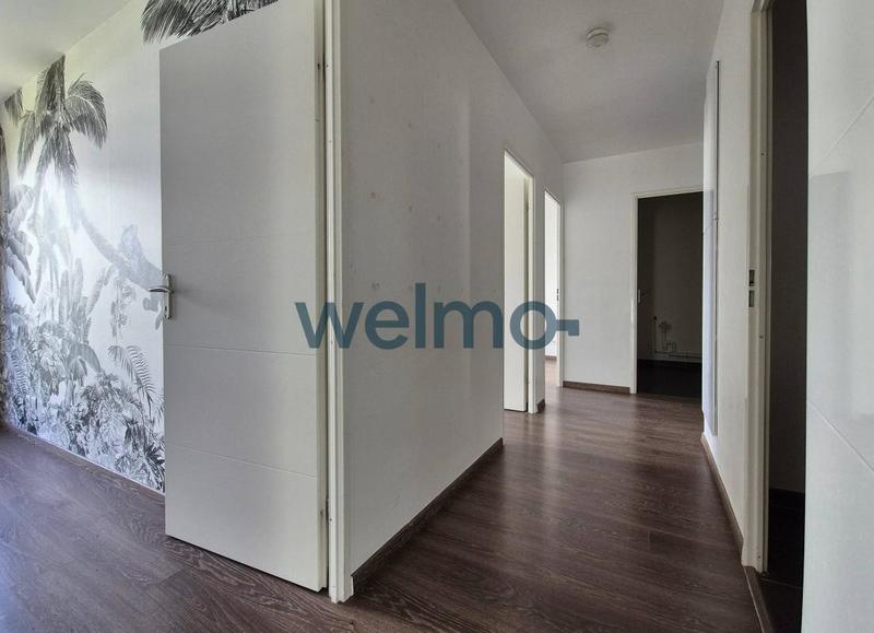 Appartement - 90 m² - 4 pièces