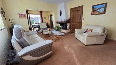 Maison - 97 m² - 6 pièces