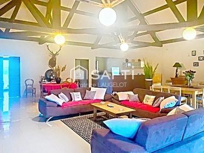 Loft - 400 m² - 15 pièces