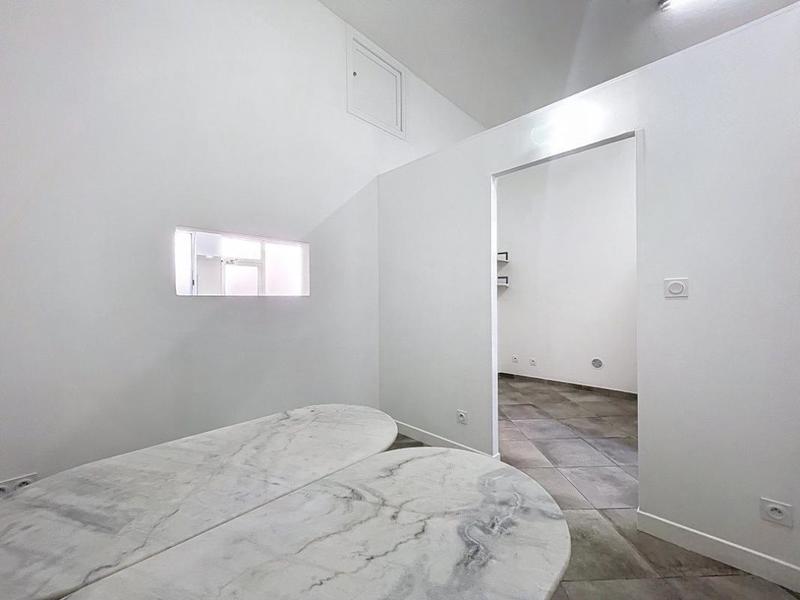 Local commercial - 57 m² - 2 pièces