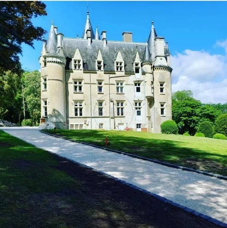 Manoir - 700 m² - 20 pièces