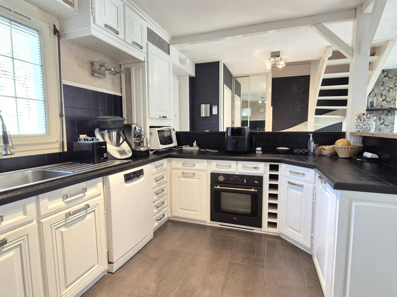 Maison - 109 m² - 6 pièces