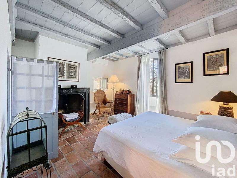 Maison - 393 m² - 10 pièces