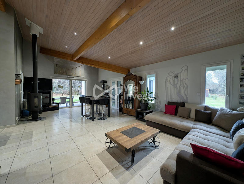 Maison - 127 m² - 5 pièces