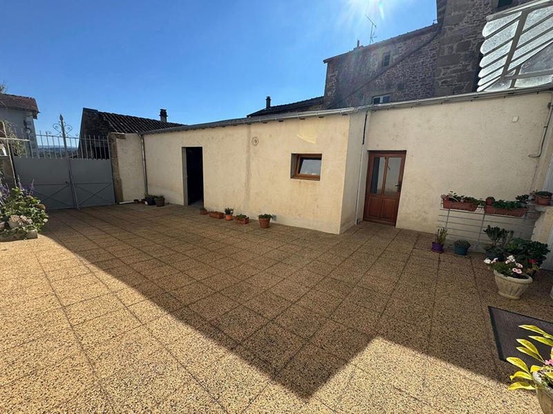 Maison - 283 m² - 11 pièces
