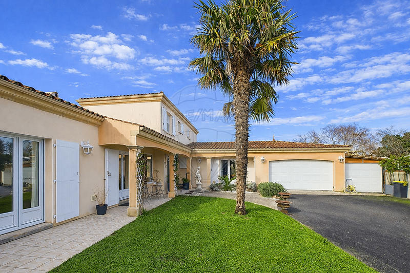 Villa - 185 m² - 5 pièces