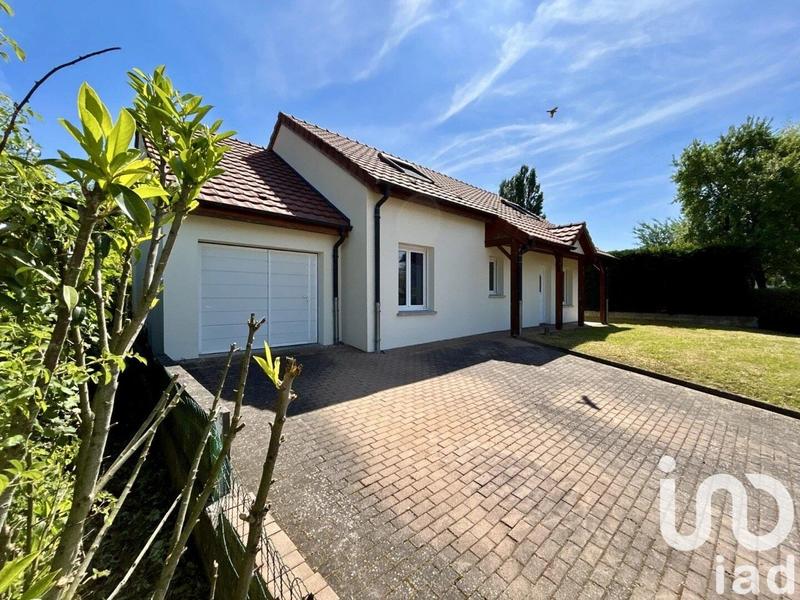 Maison - 200 m² - 8 pièces