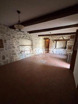 Maison - 280 m² - 7 pièces