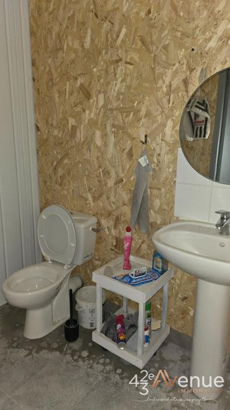 Local d'activités - 220 m²