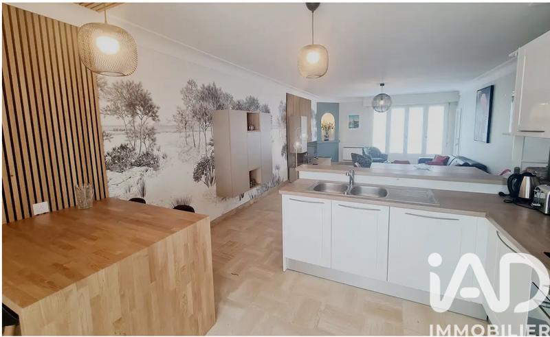 Appartement - 100 m² - 5 pièces