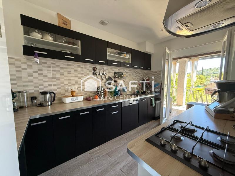 Maison - 175 m² - 7 pièces