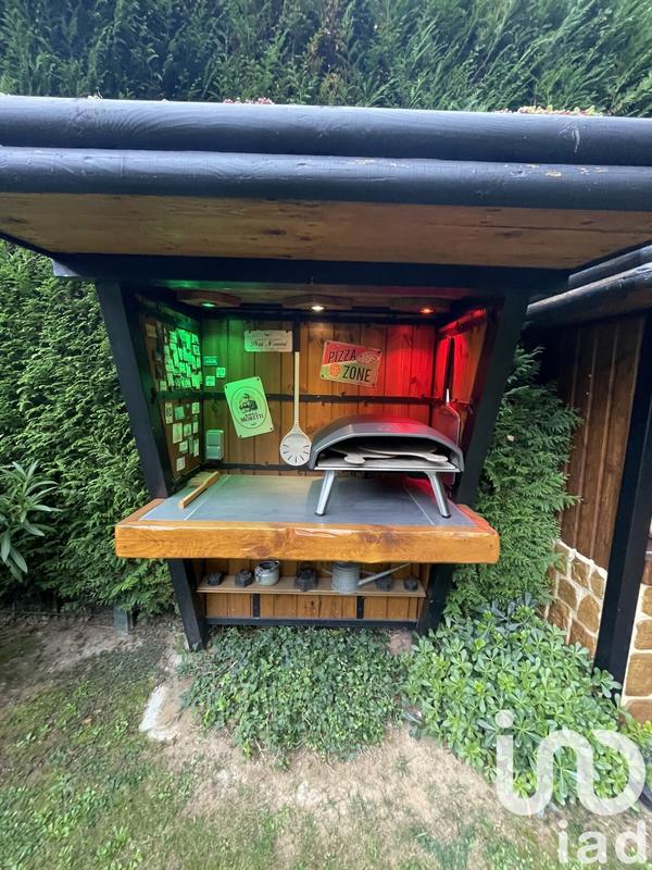 Maison - 102 m² - 7 pièces