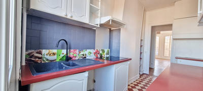 Appartement - 80 m² - 4 pièces