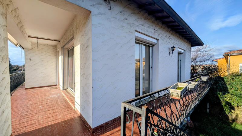 Appartement - 140 m² - 6 pièces