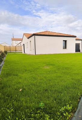 Maison - 97 m² - 4 pièces