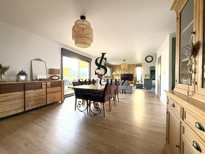 Maison - 144 m² - 6 pièces