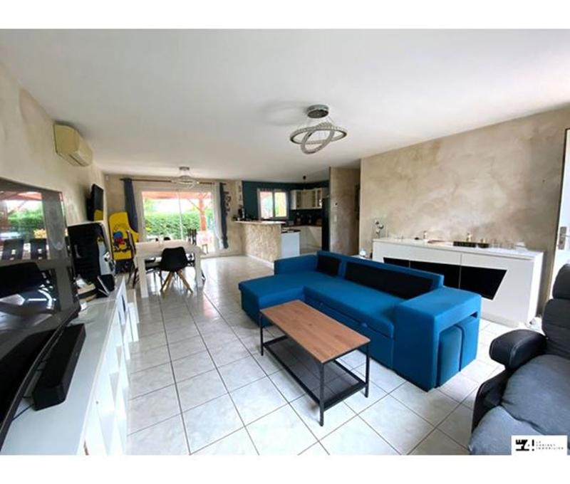 Maison traditionnelle - 93 m² - 5 pièces