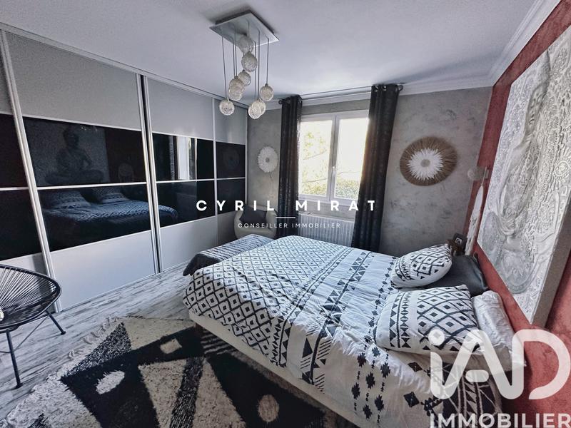 Maison - 177 m² - 8 pièces