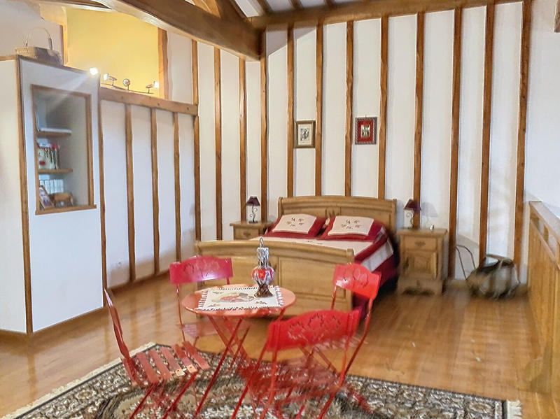 Demeure - 242 m² - 8 pièces