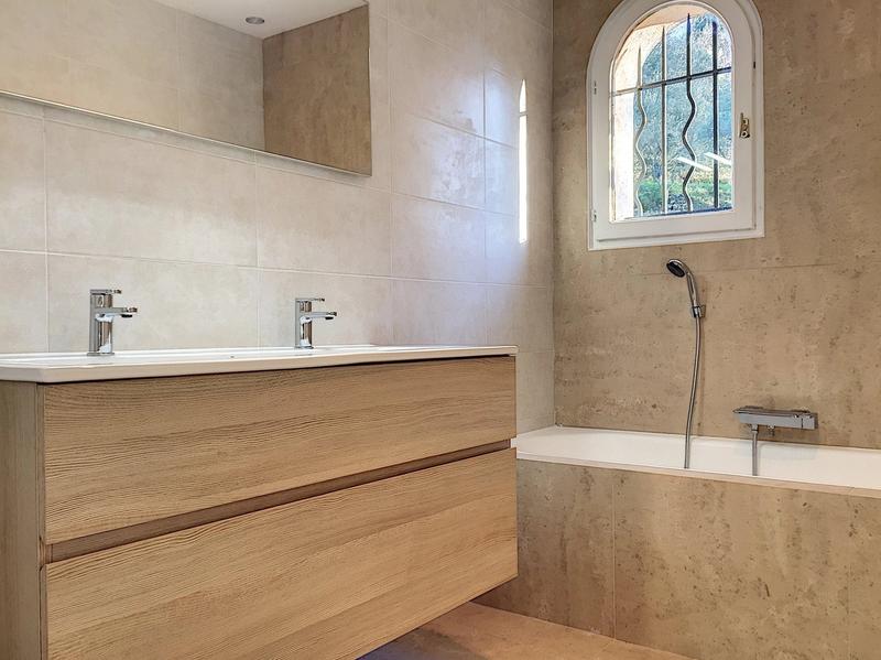 Villa - 209 m² - 5 pièces