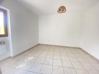 Maison en pierre - 82 m² - 4 pièces