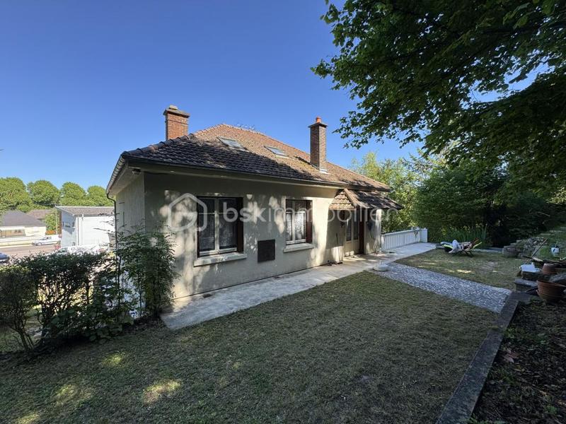 Maison traditionnelle - 83 m² - 4 pièces