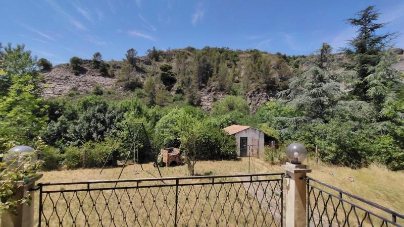 Maison - 220 m² - 15 pièces