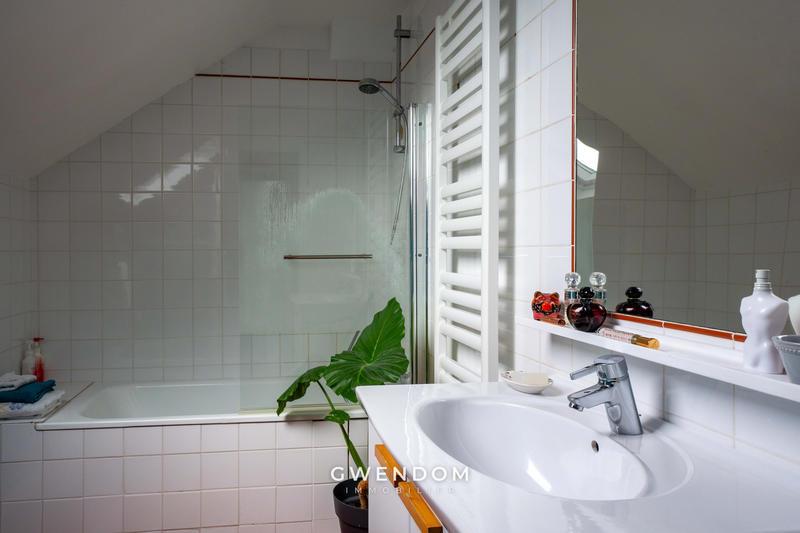 Appartement - 96 m² - 4 pièces