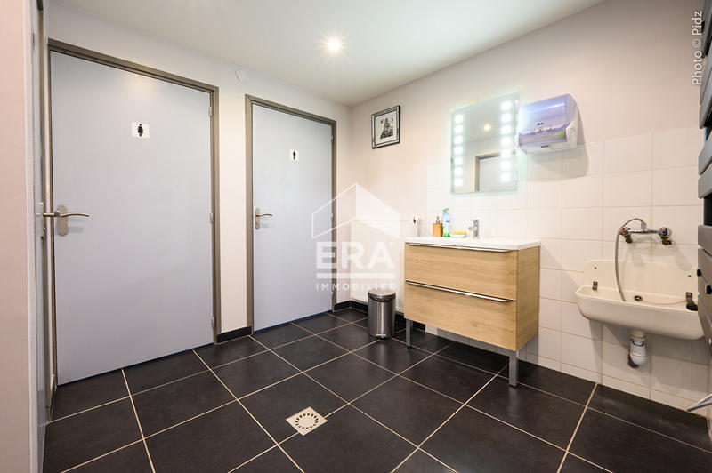 Local d'activité / Entrepôt - 1 300 m²