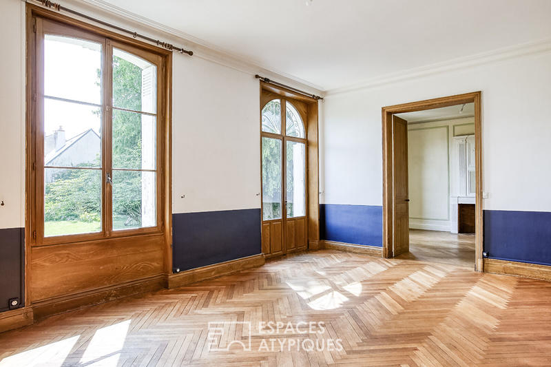 Maison - 323 m² - 12 pièces