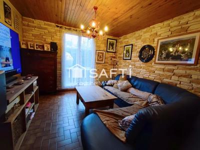 Maison - 107 m² - 7 pièces