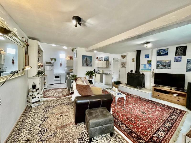 Maison - 206 m² - 13 pièces